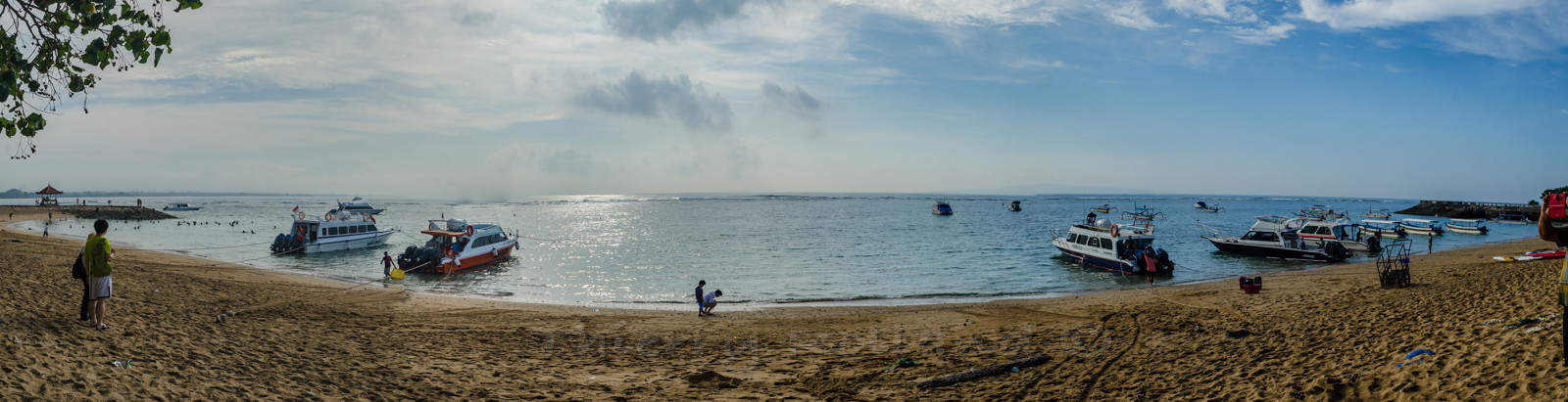 Plage de Sanur, départ des SpeedBoats, Bali, Indonésie