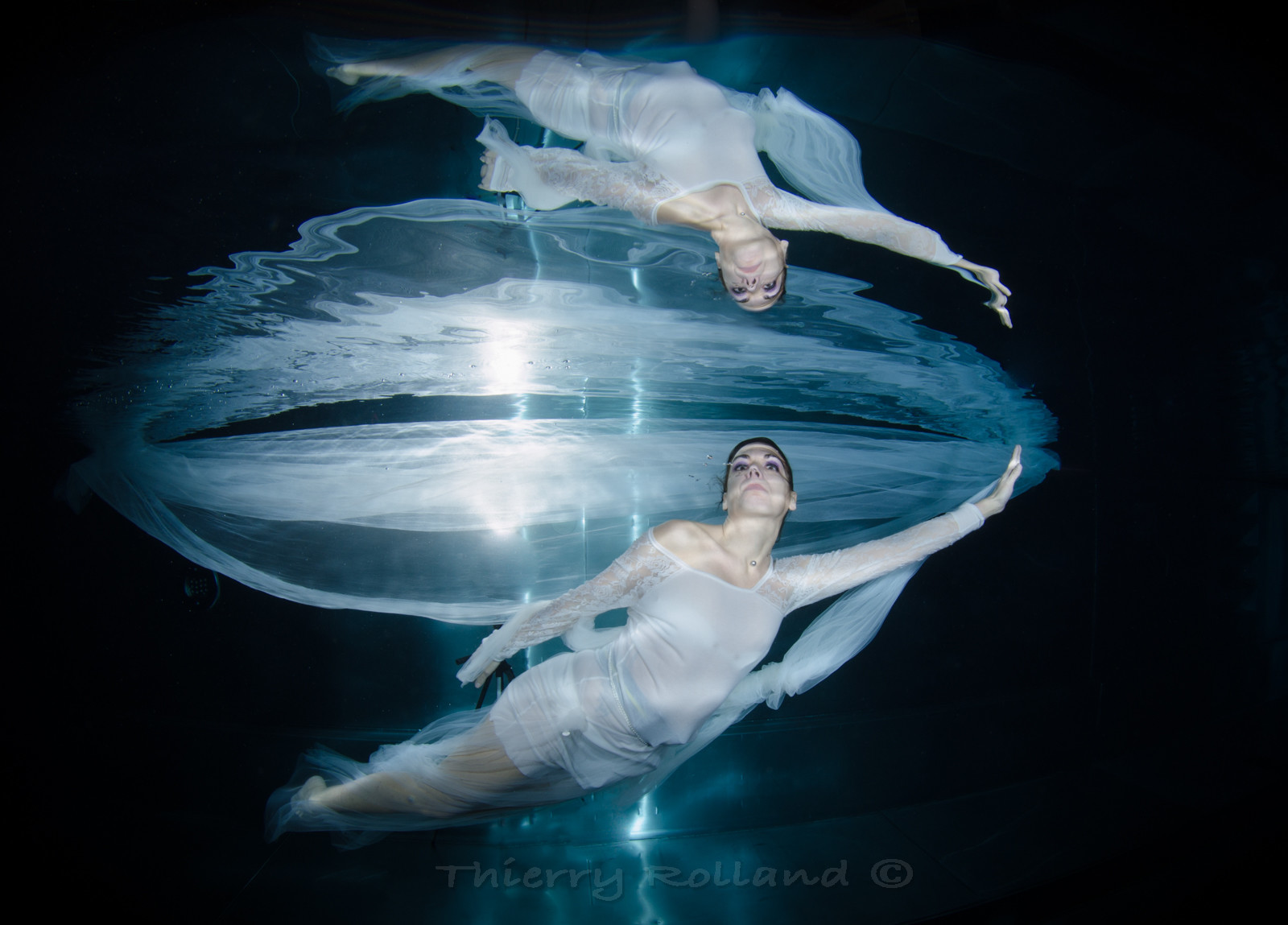 Angélique - jeu de lumière Championnat de France photo piscine 2017 Médaille d'argent